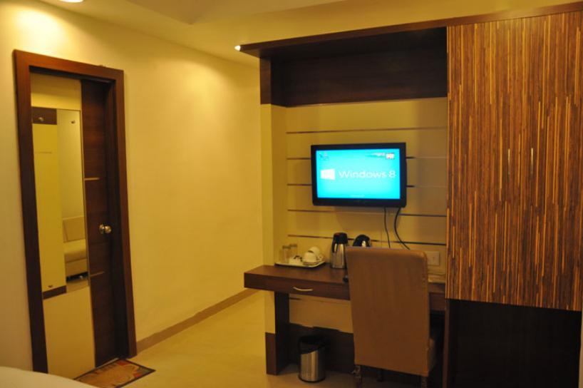 Nirvana Hotel Varanasi Habitación foto