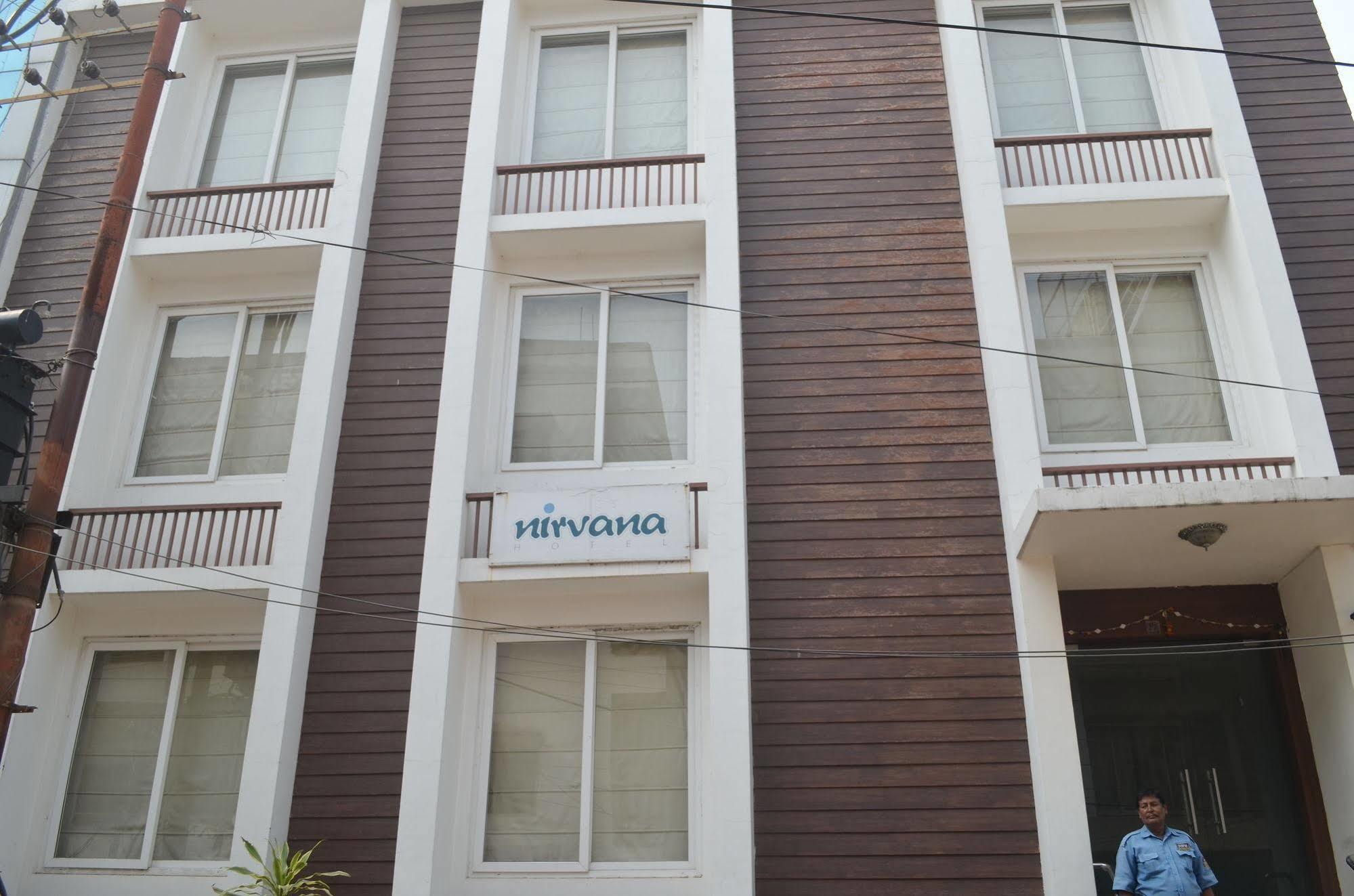 Nirvana Hotel Varanasi Exterior foto
